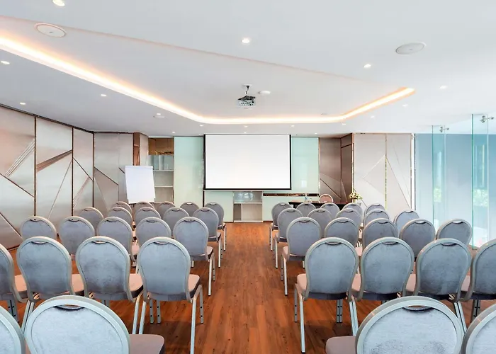 Ibis Styles Ratchada 3*